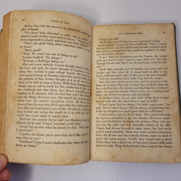 Circle Of Love By Jan Nickerson Hardback 1962 Acceptable Condition - Picture 9 of 13